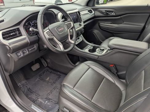 Used 2023 GMC Acadia SLT w/ Elevation Edition image 26