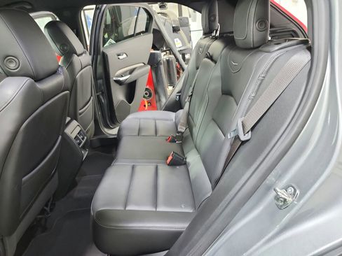 Used 2024 Cadillac XT4 Premium Luxury image 33