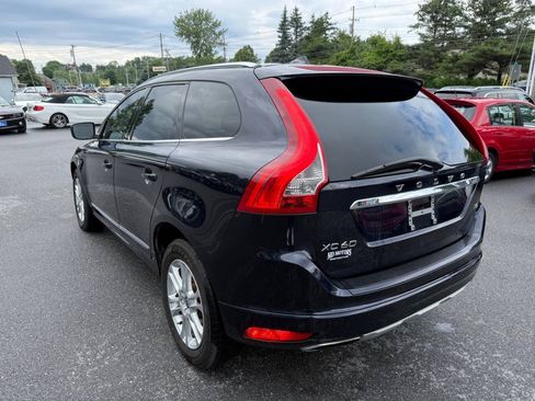 Used 2016 Volvo XC60 T5 Premier w/ Proximity Package FWD image 8