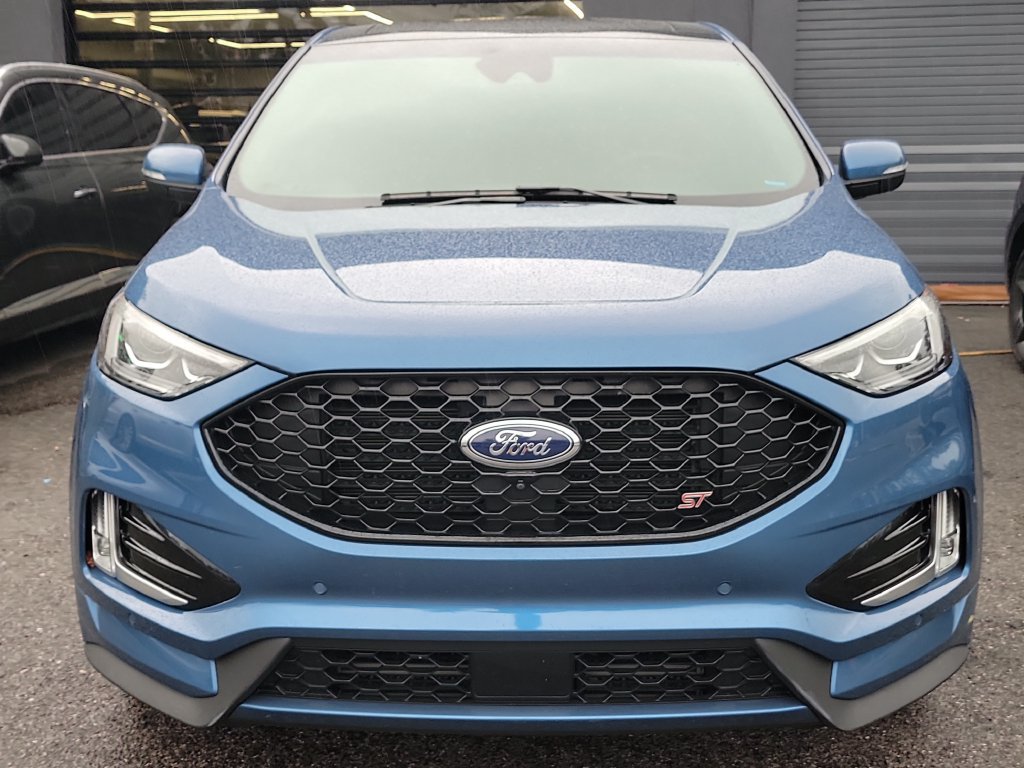Used 2019 Ford Edge ST w/ Equipment Group 401A AWD/4WD image 3