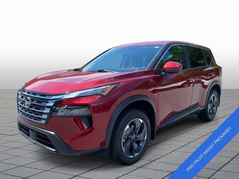 Used 2025 Nissan Rogue SV FWD image 3