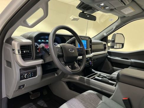 New 2026 Ford F350 XLT AWD/4WD image 9
