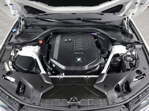 Used 2023 BMW 540i w/ M Sport Package image 15