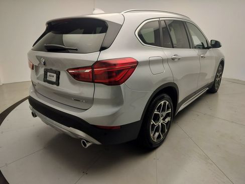 Used 2021 BMW X1 xDrive28i w/ Convenience Package AWD/4WD image 3