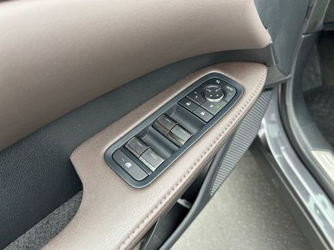 Used 2025 Lexus RX 350 AWD w/ Convenience Package image 11