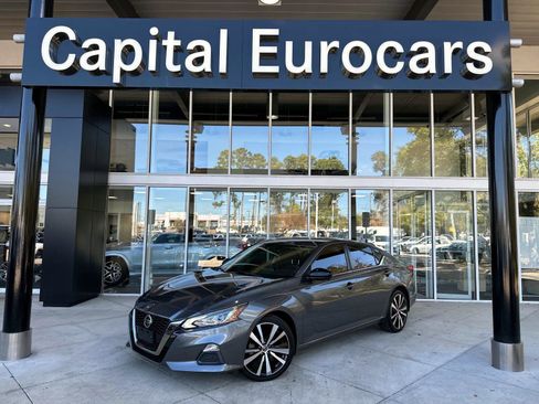 Used 2020 Nissan Altima 2.5 SR image 1