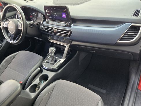 Used 2023 Kia Seltos S w/ Navigation Package FWD image 34
