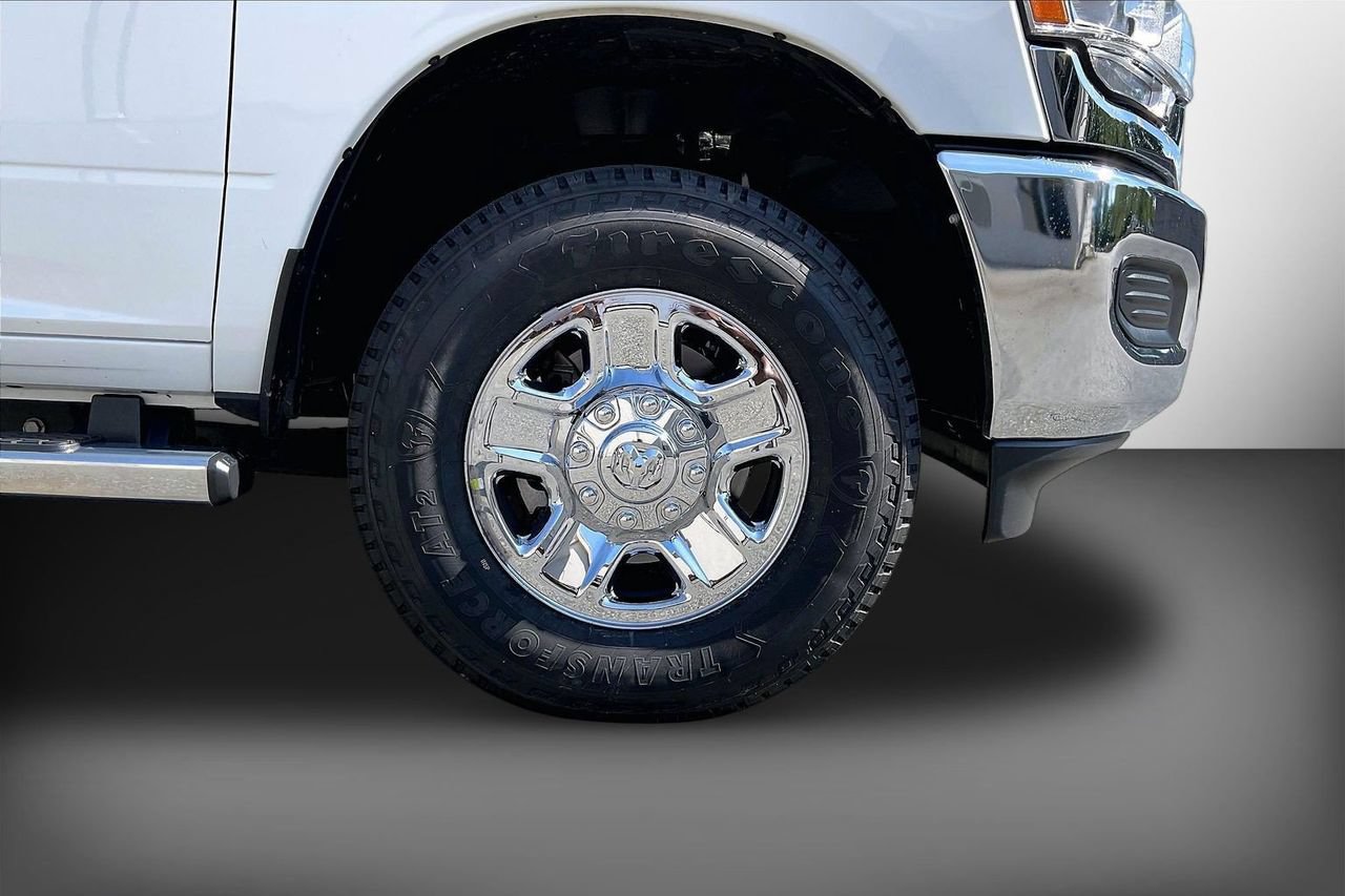 Certified 2024 RAM 3500 Tradesman w/ Chrome Appearance Group AWD/4WD image 32