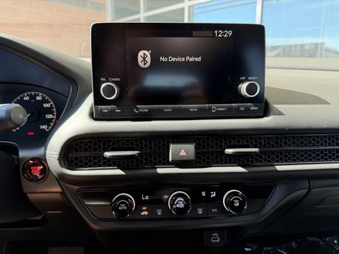 Used 2024 Honda HR-V LX image 18