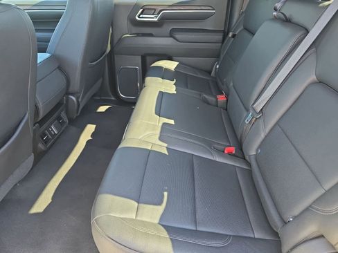 Used 2024 GMC Sierra 1500 SLT AWD/4WD image 14