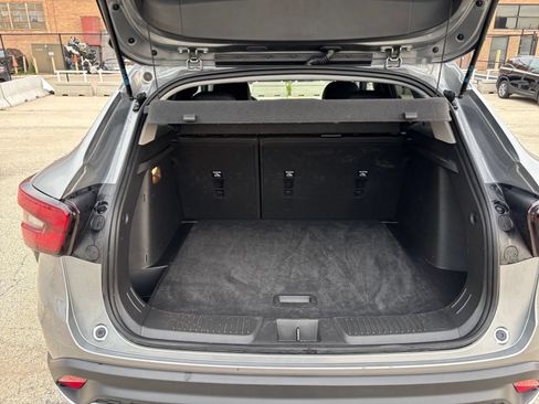 Used 2025 Chevrolet Trax LT FWD image 30