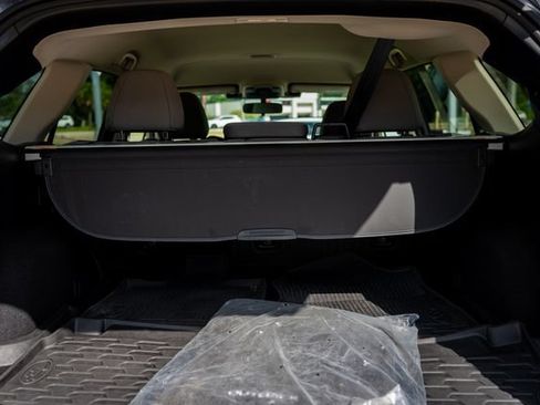 Certified 2025 Subaru Outback Premium AWD/4WD image 22