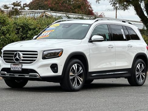 Certified 2025 Mercedes-Benz GLB 250 image 7