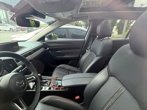 Used 2025 MAZDA CX-50 AWD 2.5 S w/ Accent Package image 3