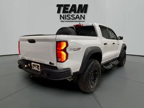 Used 2025 Chevrolet Colorado ZR2 w/ ZR2 Bison Edition AWD/4WD image 7
