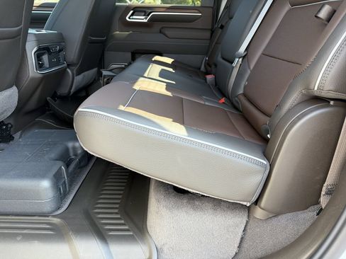 New 2026 GMC Sierra 2500 Denali w/ Denali Reserve Package AWD/4WD image 18