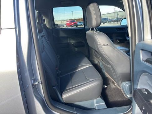 Certified 2024 Ford Maverick Lariat w/ Black Appearance Package image 12