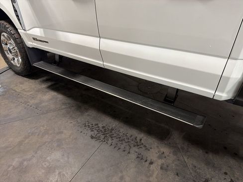 Used 2023 Ford F250 Lariat w/ Lariat Ultimate Package AWD/4WD image 34