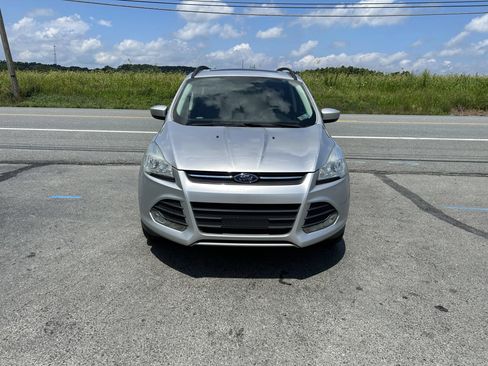 Used 2015 Ford Escape SE w/ Equipment Group 201A AWD/4WD image 4