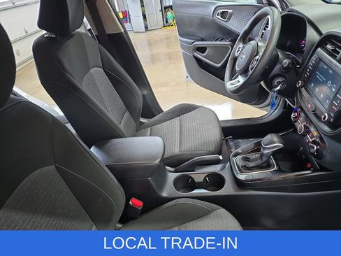 Used 2021 Kia Soul S FWD image 10