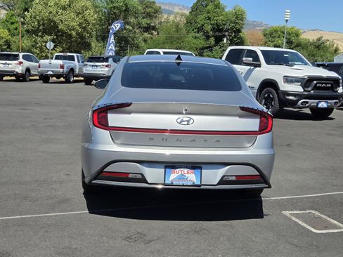 Used 2022 Hyundai Sonata SE FWD image 6