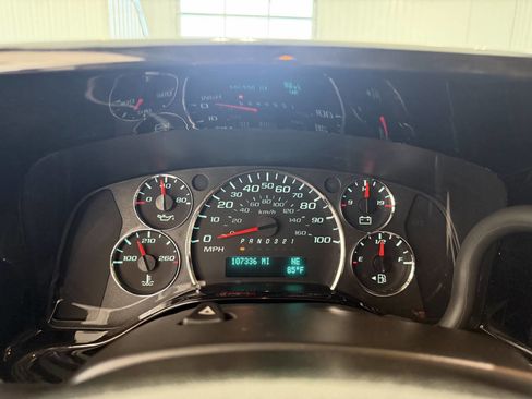 Used 2014 Chevrolet Express 1500 RWD image 14