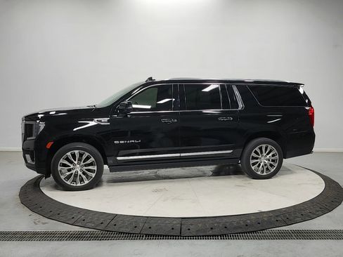 Used 2021 GMC Yukon XL Denali AWD/4WD image 4