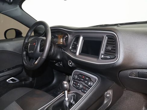 Used 2022 Dodge Challenger R/T w/ Blacktop Package image 45