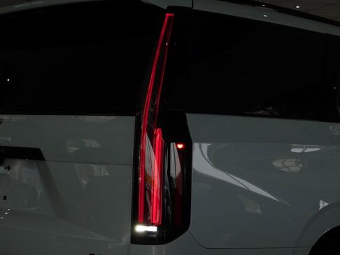 Used 2026 Cadillac Escalade V AWD/4WD image 96