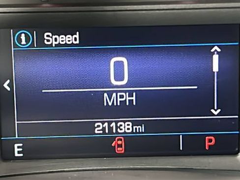 Used 2023 GMC Terrain SLE FWD image 18