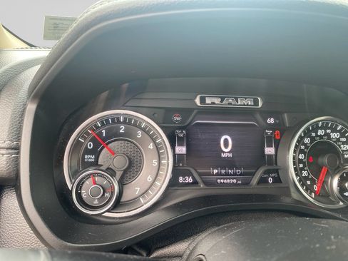 Used 2021 RAM 1500 Laramie AWD/4WD image 29