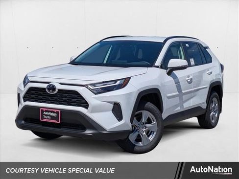 New 2025 Toyota RAV4 LE image 1