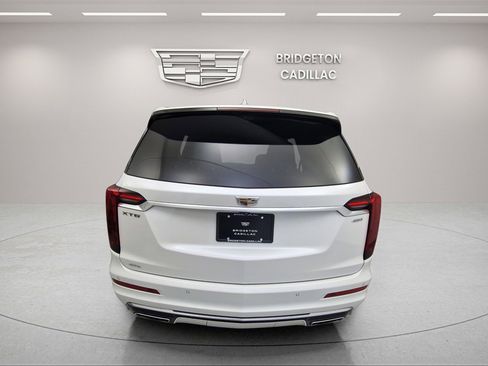 Used 2022 Cadillac XT6 Premium Luxury w/ Platinum Package image 35