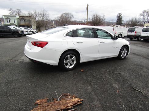 Used 2022 Chevrolet Malibu LS w/ LPO, Floor Liner Package image 7