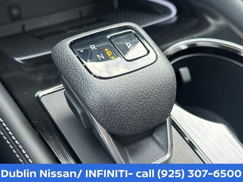 New 2026 Nissan Rogue Platinum w/ Tech Package AWD/4WD image 26