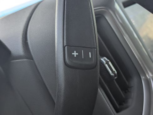 Used 2025 Chevrolet Silverado 1500 Custom image 15