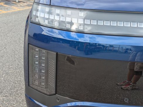 New 2026 Hyundai Ioniq 9 SE image 13