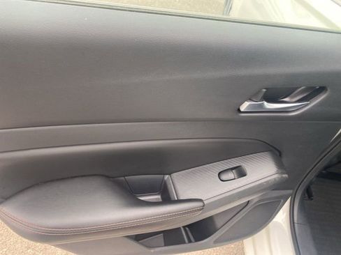 Used 2022 Nissan Altima 2.5 SR image 12