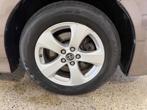 Used 2018 Toyota Sienna LE FWD image 24