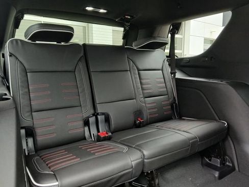 New 2026 GMC Yukon AT4 Ultimate AWD/4WD image 21