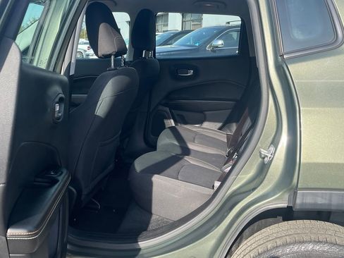 Used 2019 Jeep Compass Sport AWD/4WD image 15