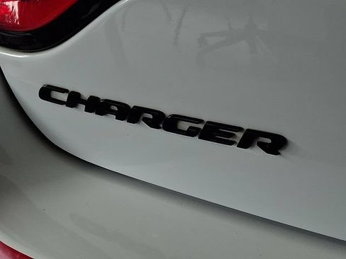 Used 2017 Dodge Charger R/T Scat Pack w/ Driver Confidence Group RWD image 32