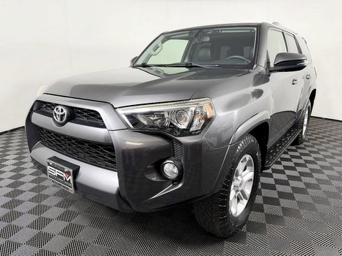 Used 2014 Toyota 4Runner SR5 RWD image 3