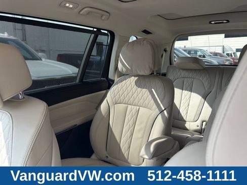 Used 2021 BMW X7 xDrive40i w/ Premium Package AWD/4WD image 15