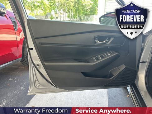 Used 2023 Honda Accord EX image 11