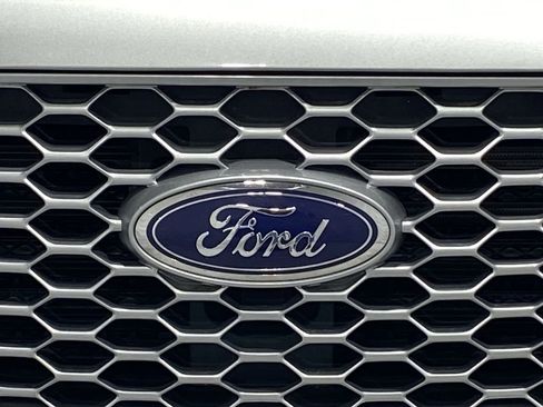 Used 2024 Ford Edge SEL image 27