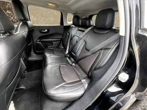 Used 2018 Jeep Compass Latitude w/ Popular Equipment Group image 24