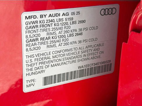 Certified 2025 Audi Q3 2.0T Premium Plus w/ Premium Plus Package image 44