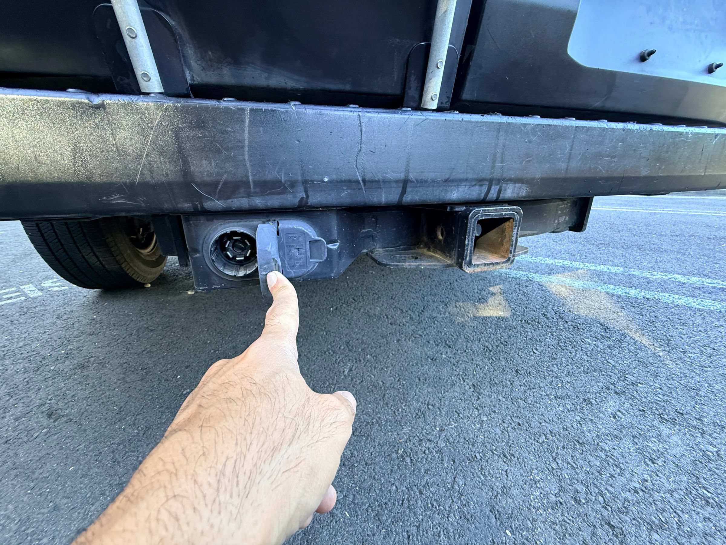 Used 2019 Ford Transit 250 148 Medium Roof RWD image 5