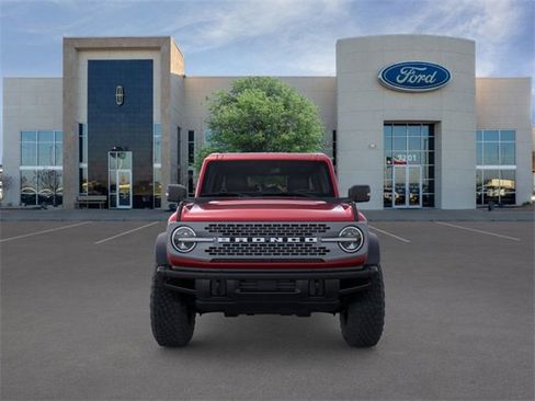 New 2025 Ford Bronco Badlands image 6